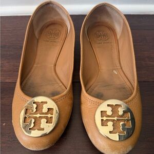 Tory Burch Reva Ballet Flats Tan Leather Gold Logo Size 8